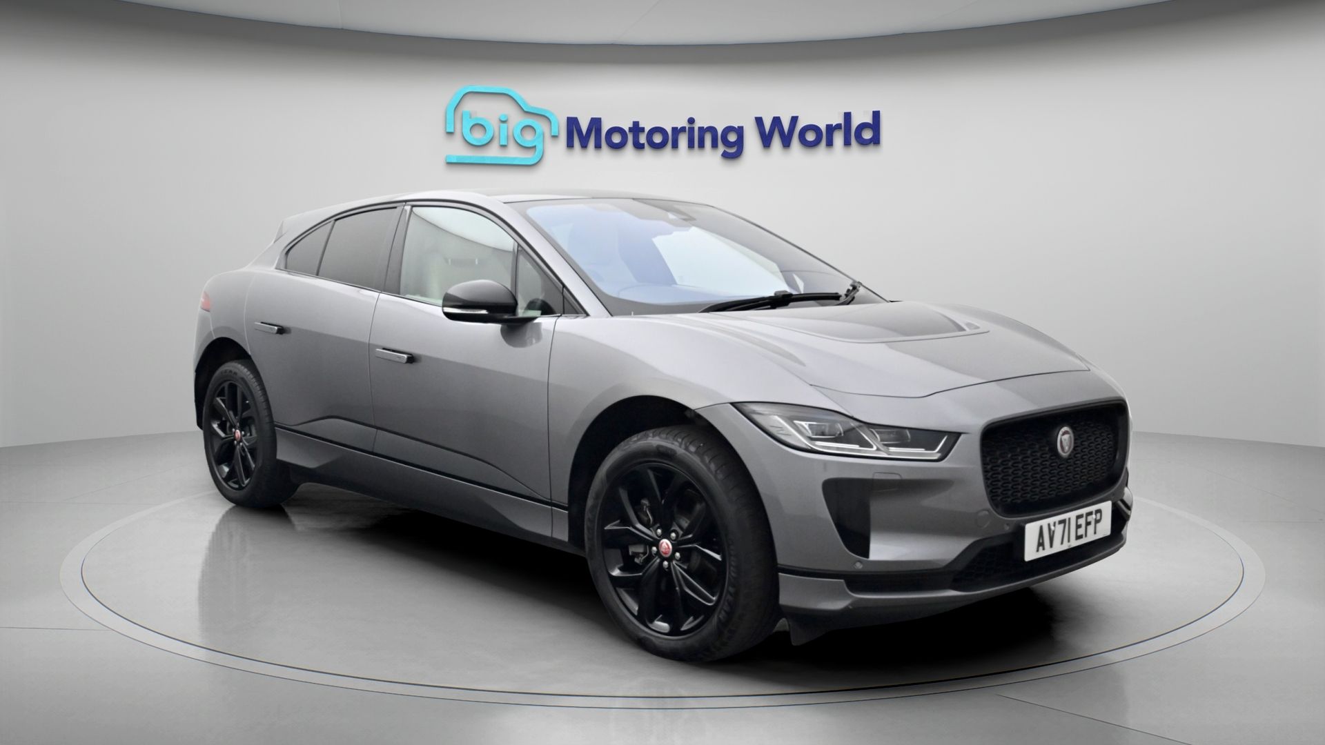 Jaguar I-PACE listing photo