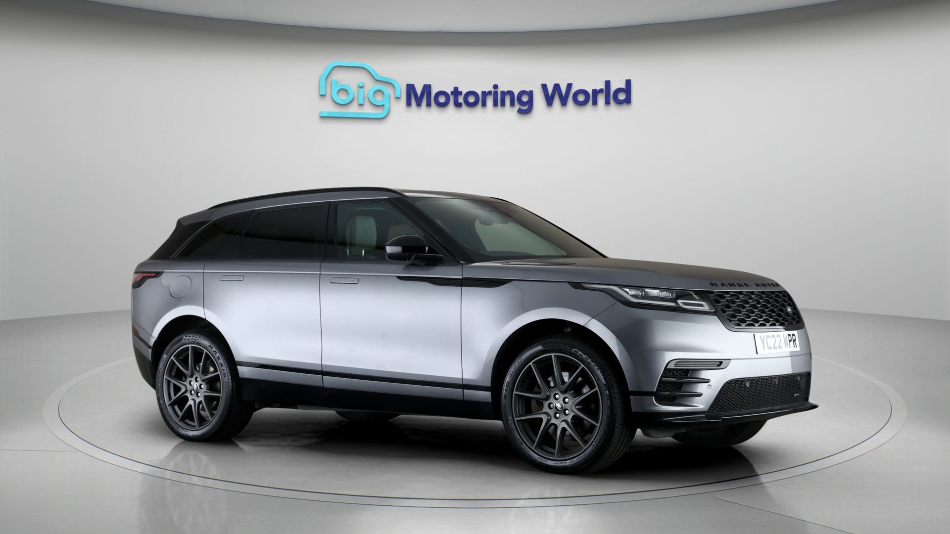 Land Rover Range Rover Velar dealer public-web source image