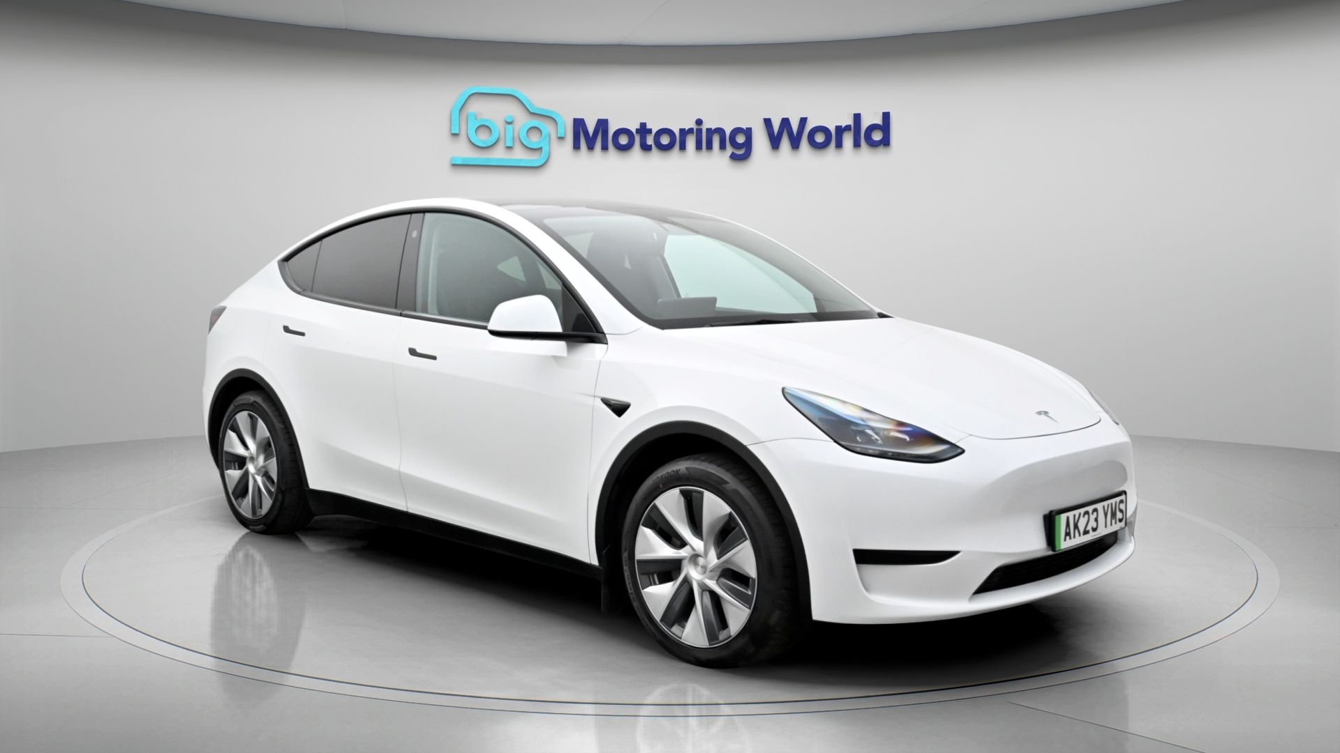 Tesla Model Y listing photo