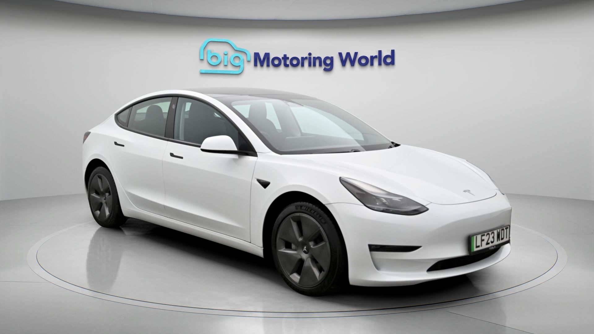 Tesla Model 3 listing photo