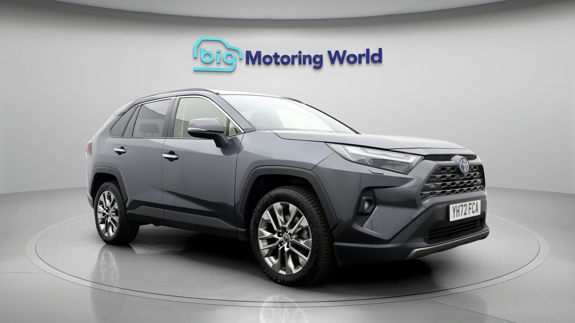 Toyota RAV4 listing photo