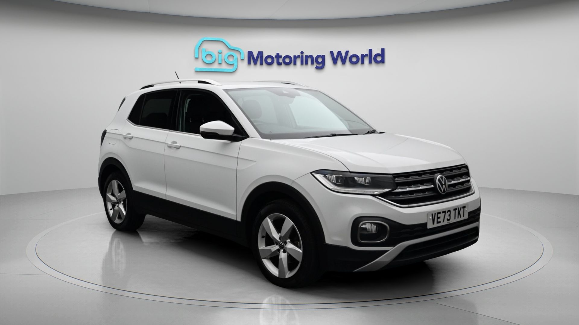 Volkswagen T-cross listing photo