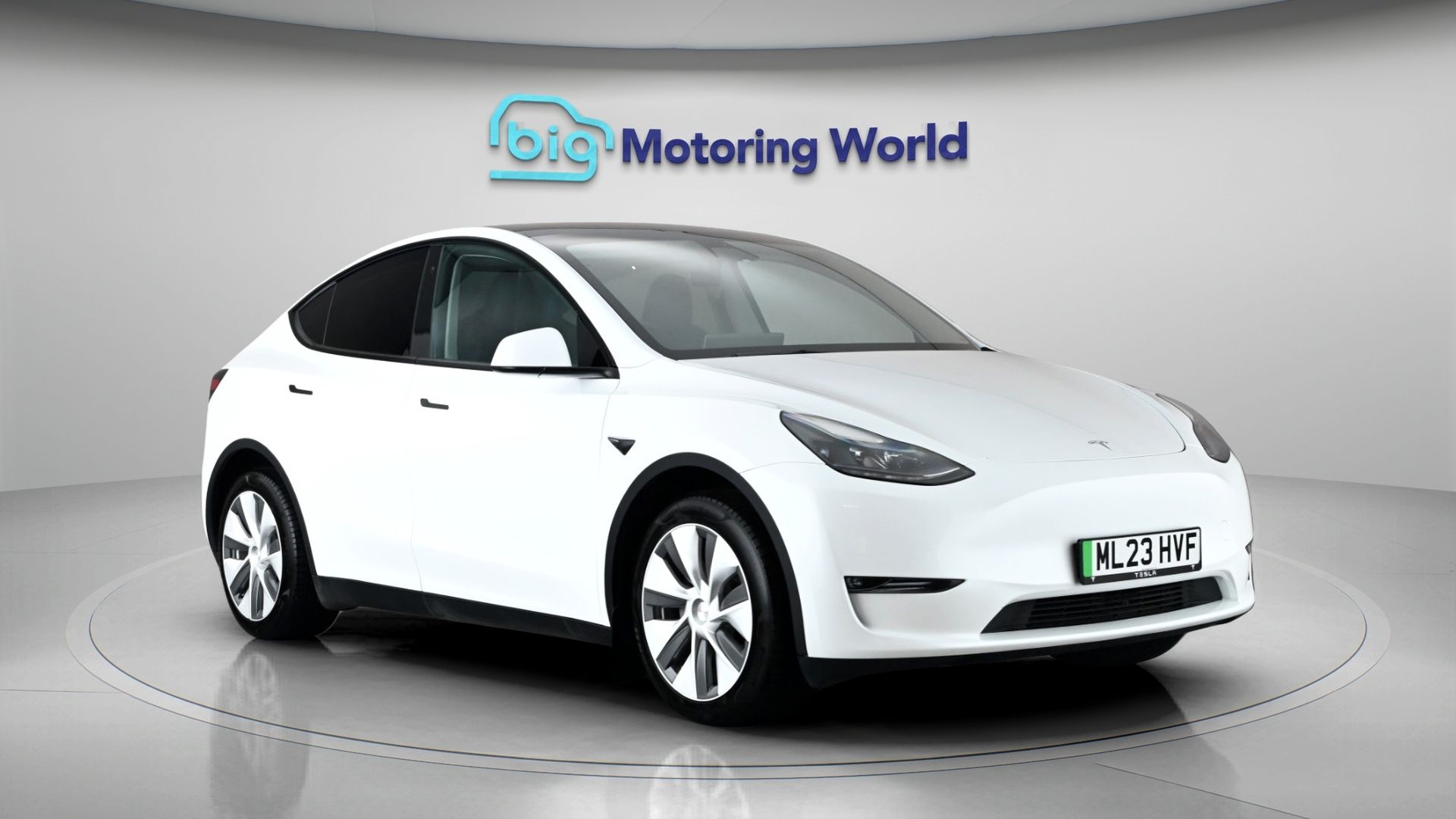 Tesla Model Y dealer public-web source image