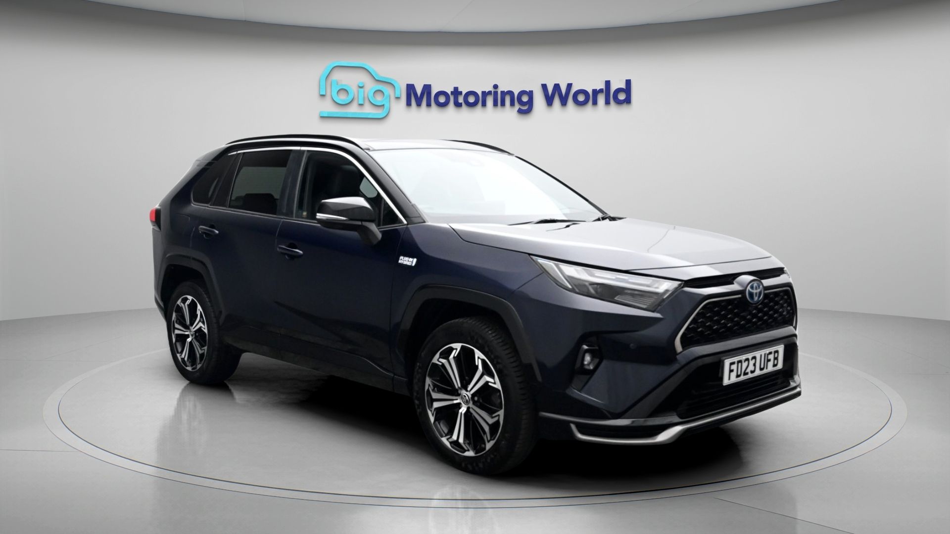 Toyota RAV4 listing photo