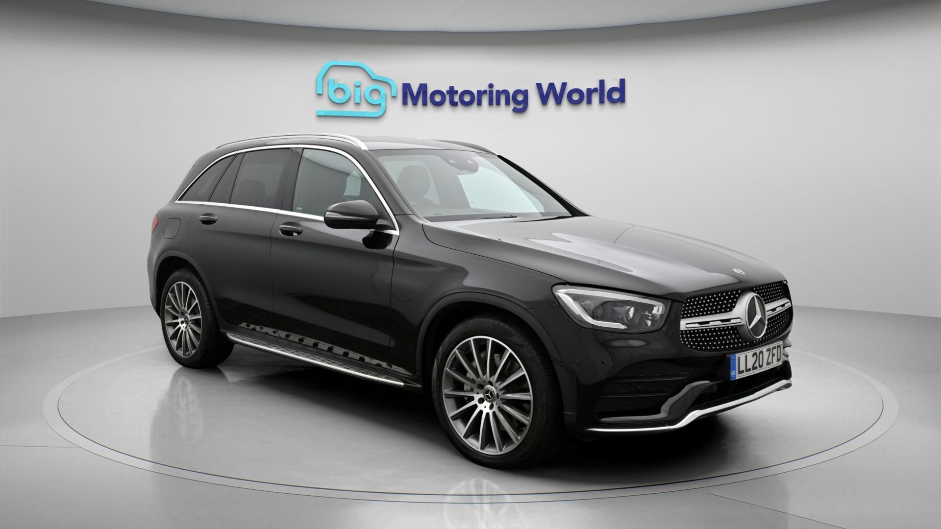 Mercedes-Benz GLC listing photo