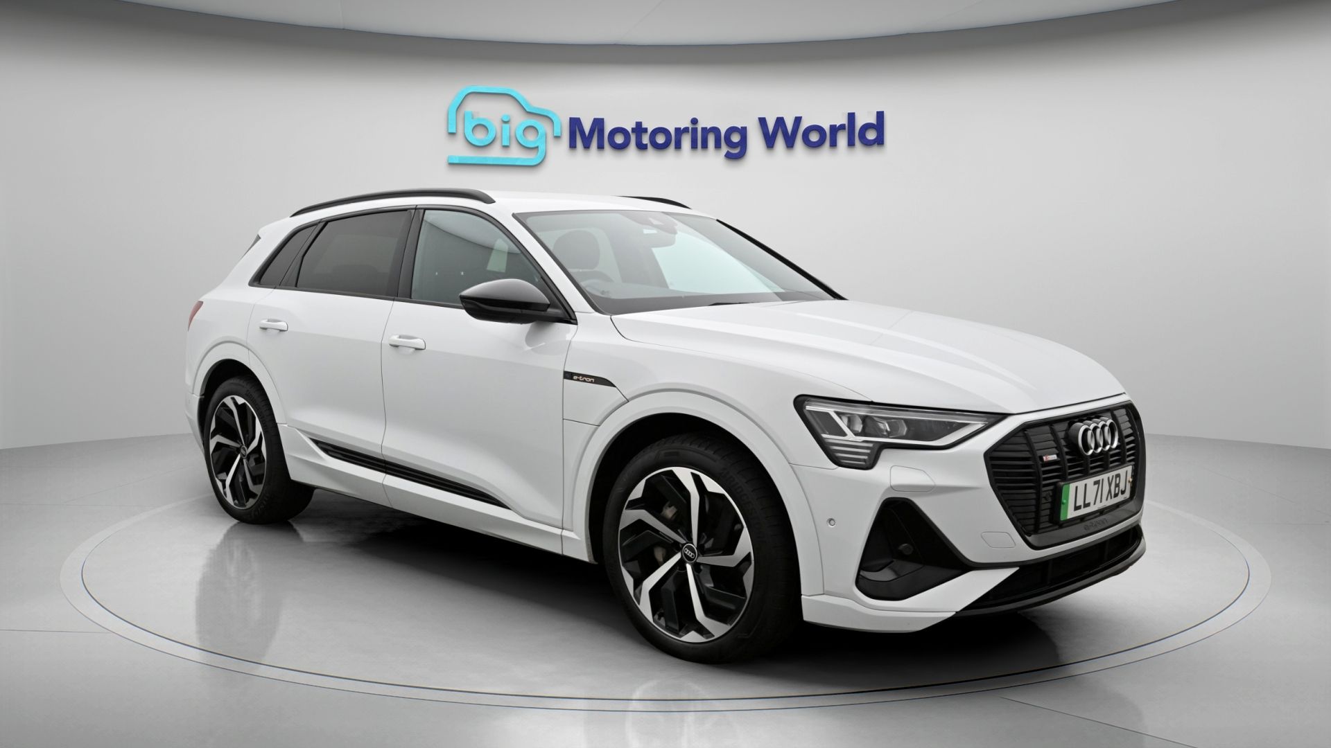 Audi e-tron listing photo