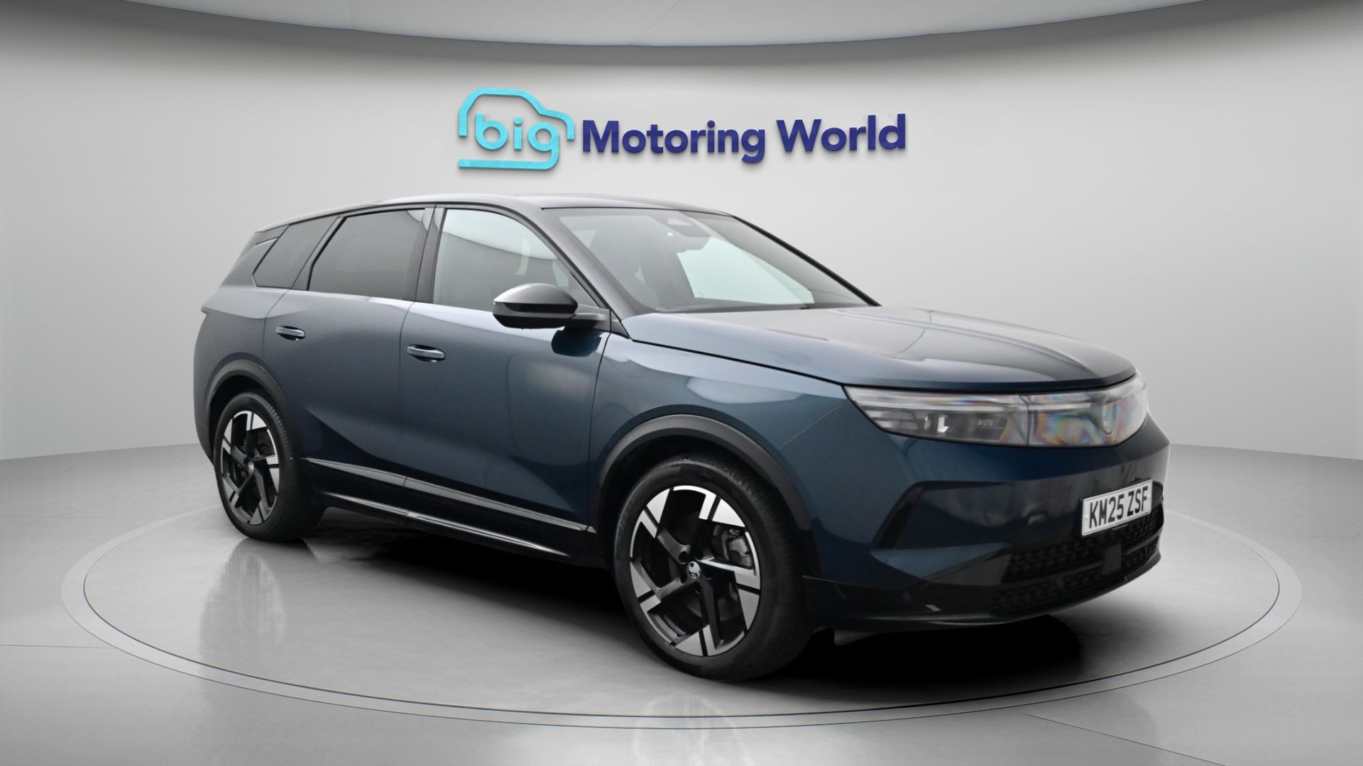 Vauxhall Grandland Electric dealer public-web source image