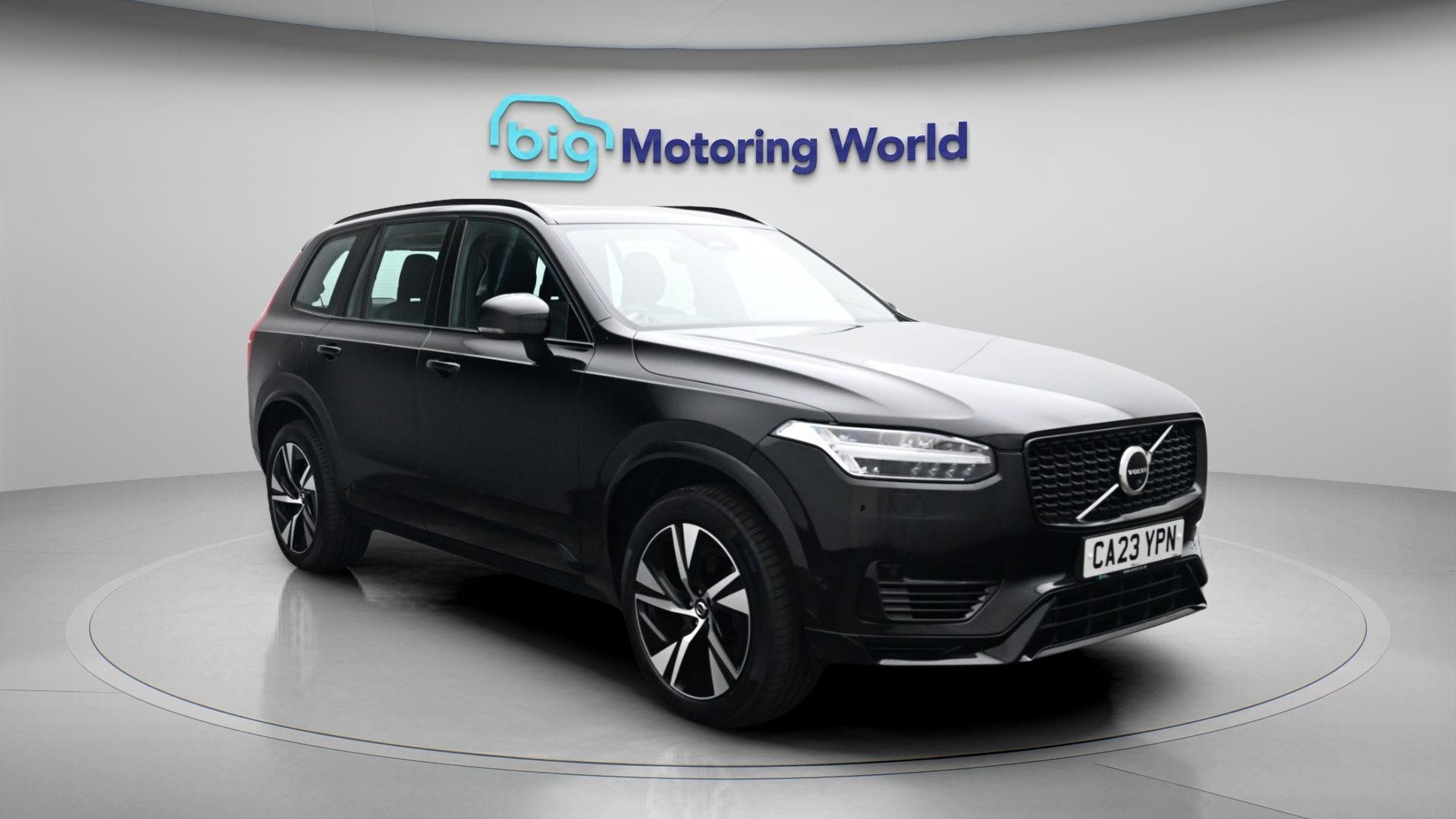 Volvo XC90 listing photo