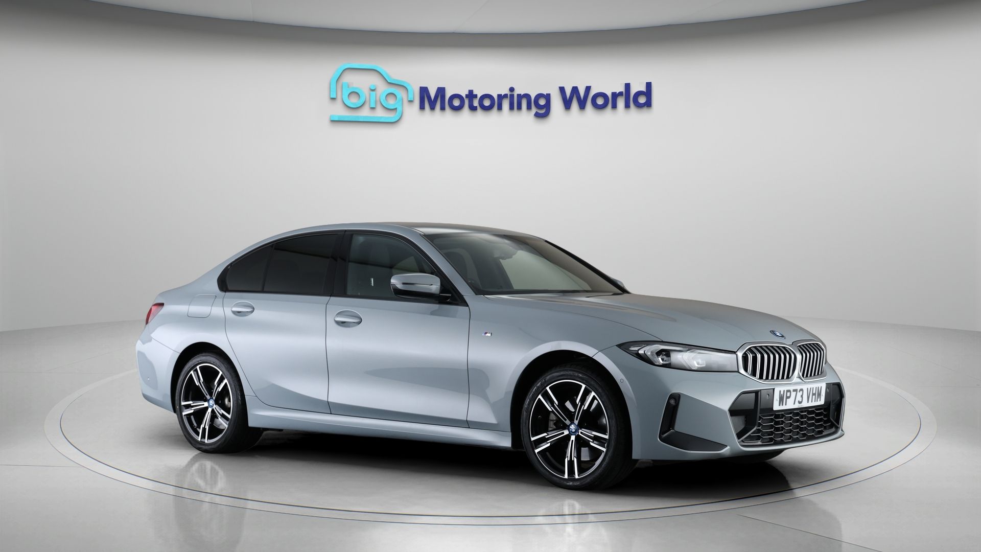 BMW 3 Series dealer public-web source image