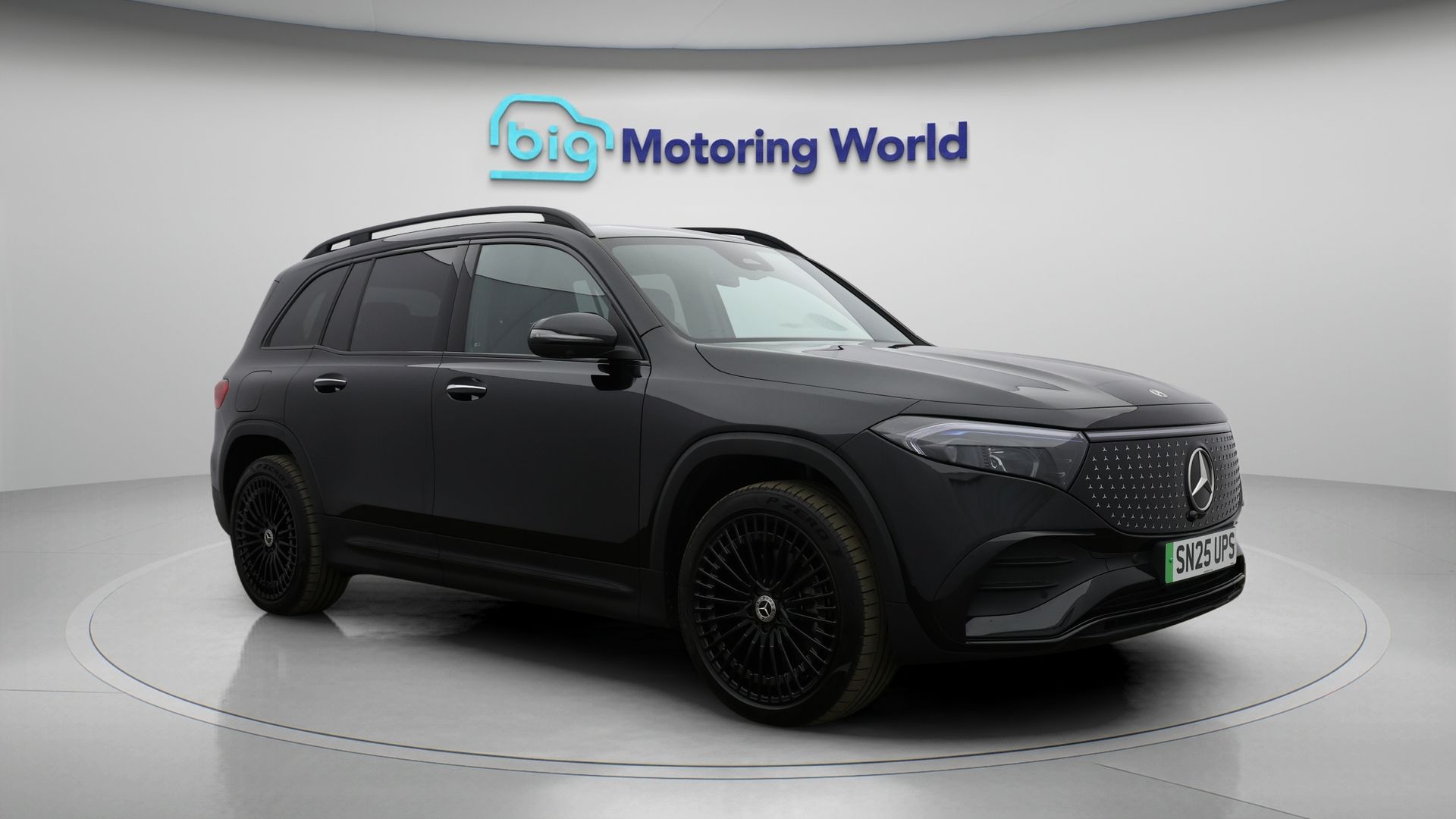 Mercedes-Benz EQB listing photo
