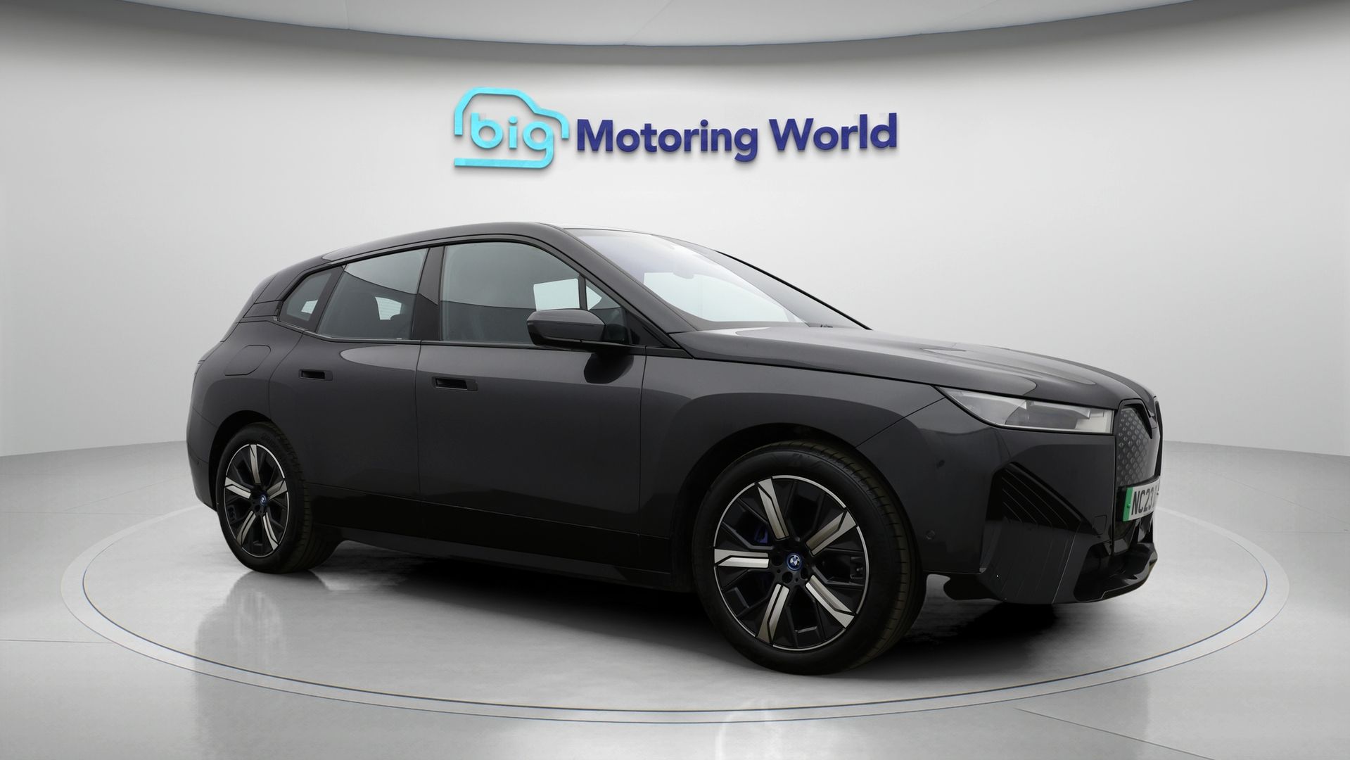 BMW iX listing photo