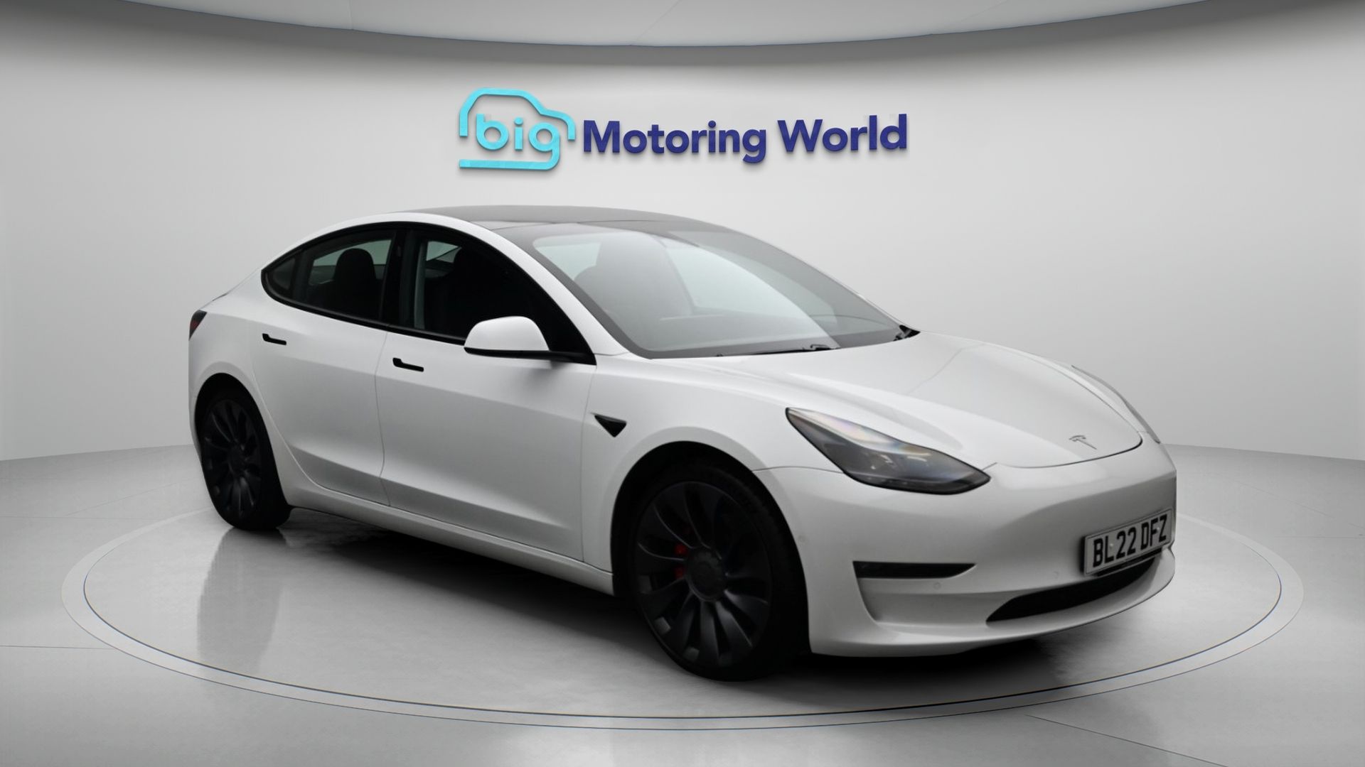 Tesla Model 3 listing photo