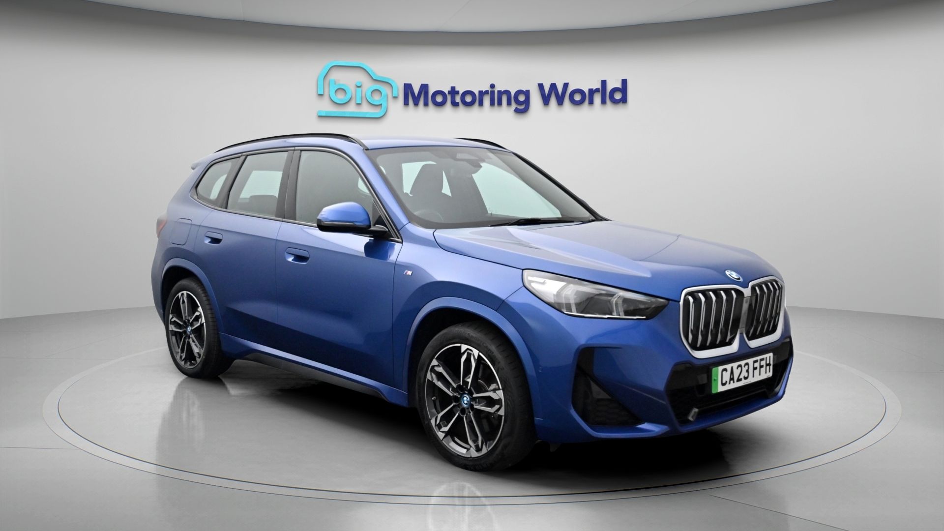 BMW iX1 listing photo