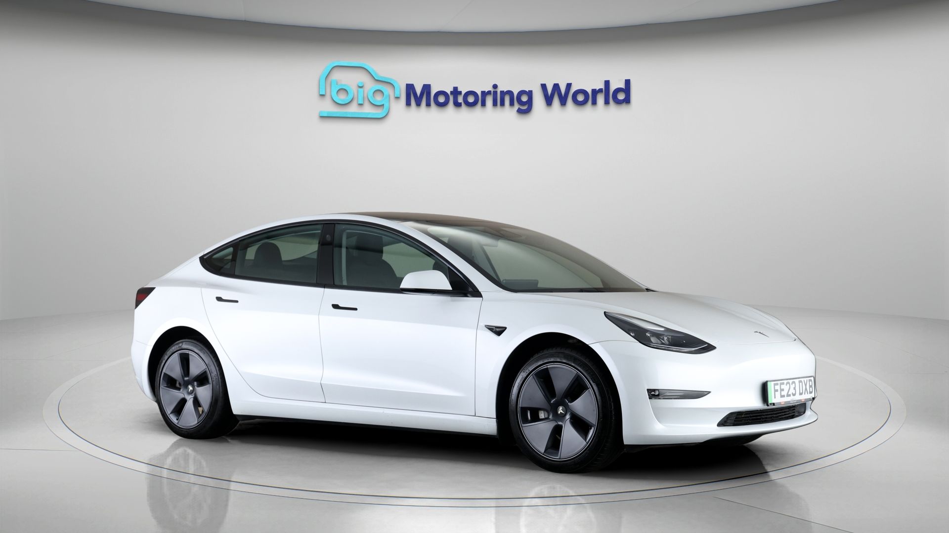 Tesla Model 3 listing photo