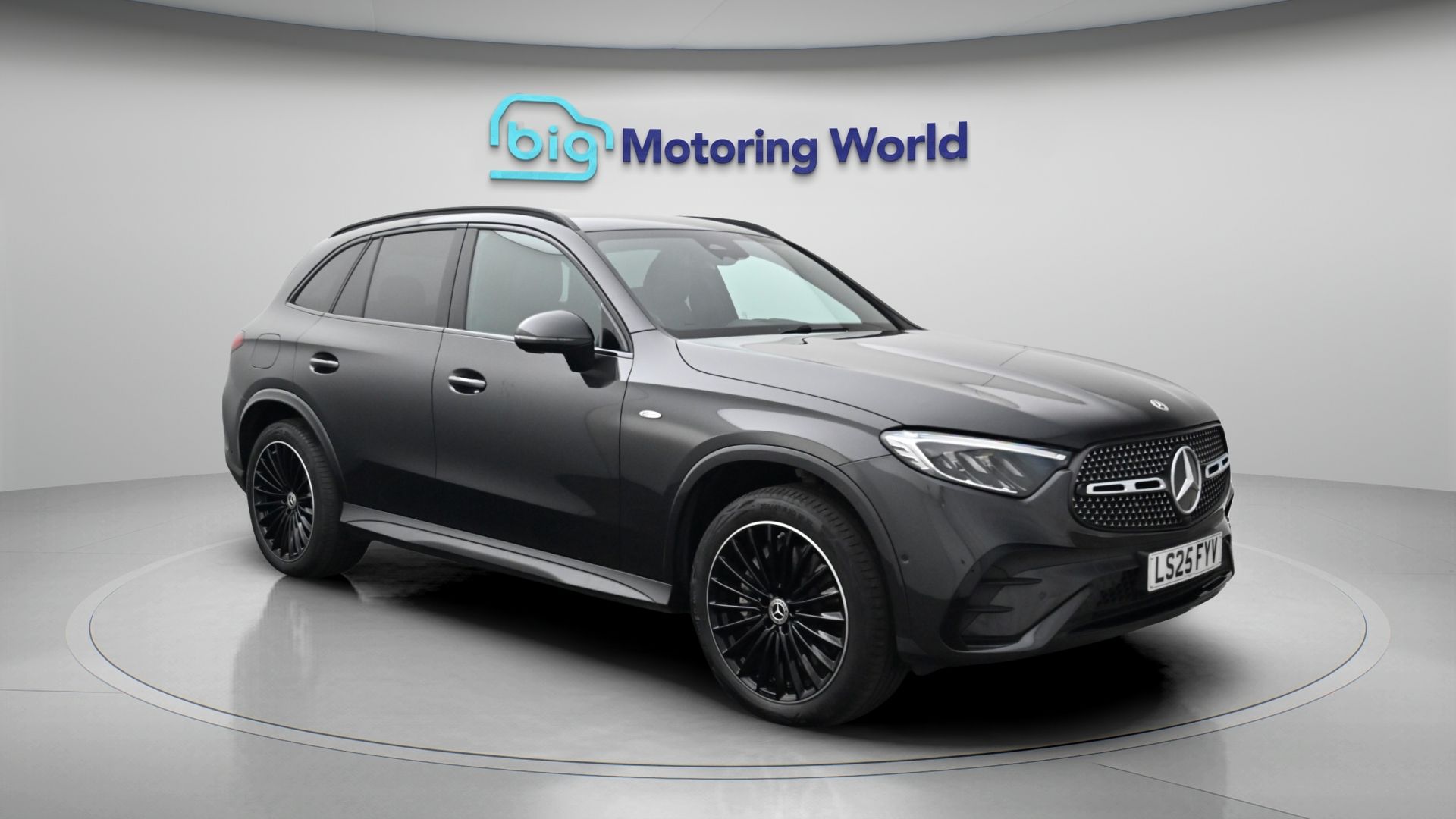 Mercedes-Benz GLC listing photo