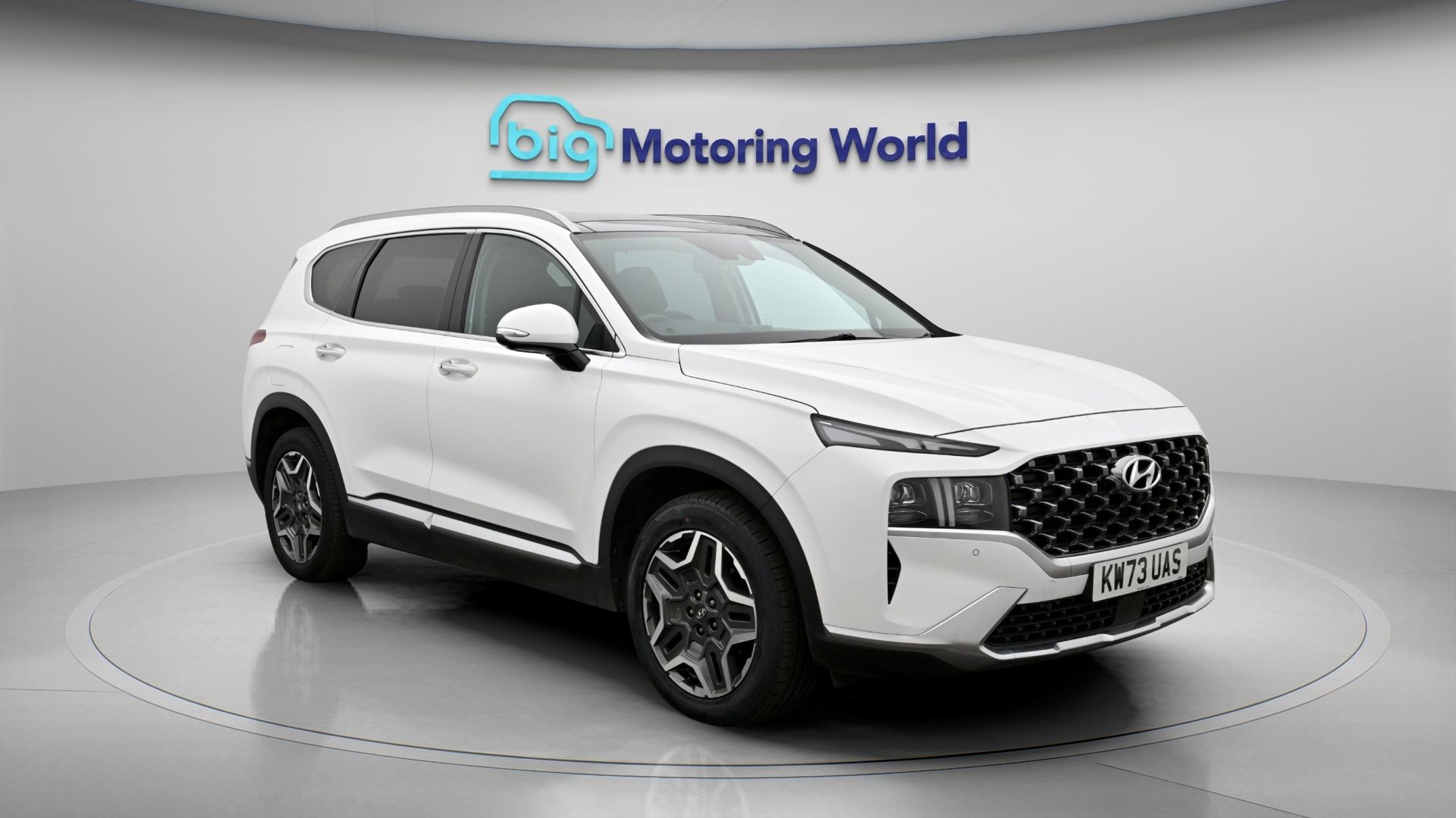 Hyundai Santa Fe listing photo