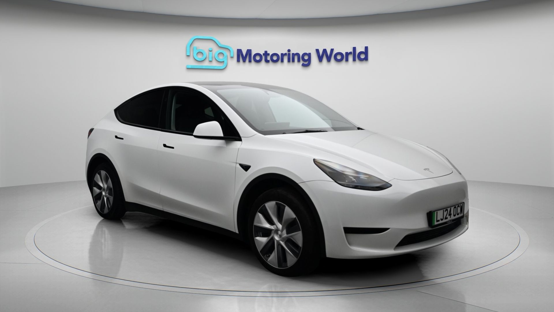 Tesla Model Y listing photo