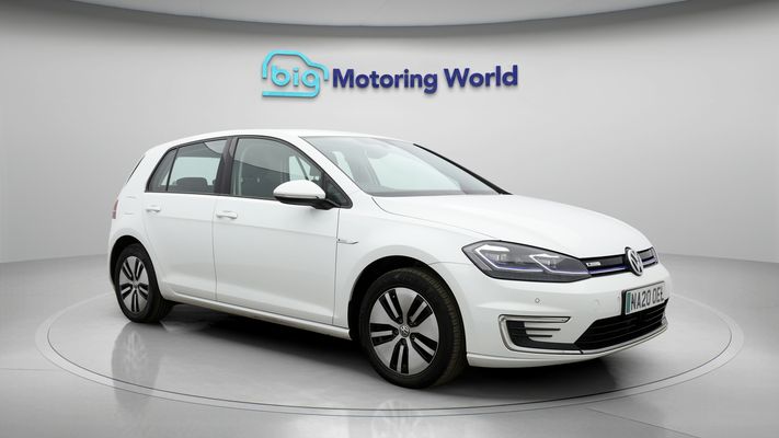 VOLKSWAGEN GOLF 2020 35.8KWH E GOLF AUTO 5DR AVERAGE SAVING 46,623 MILES AUTOMATIC ELECTRIC...