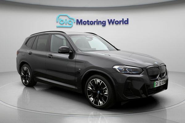 BMW iX3