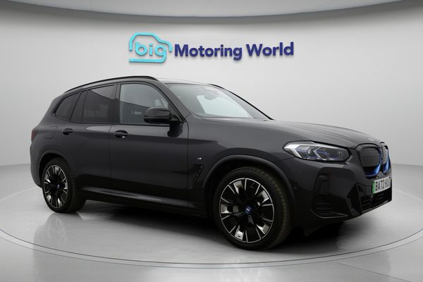 BMW iX3