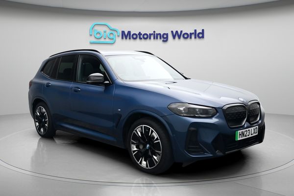 BMW iX3