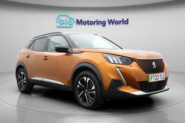 Peugeot E-2008