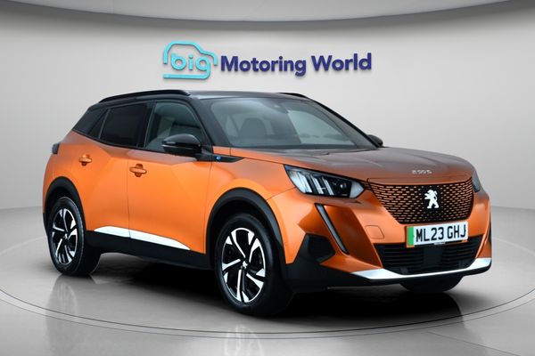 Peugeot E-2008