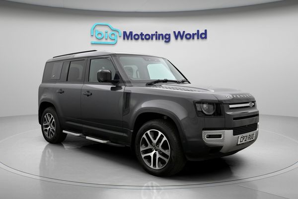 Land Rover Defender 110