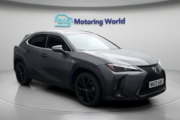 Lexus UX