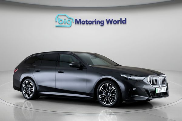 BMW i5