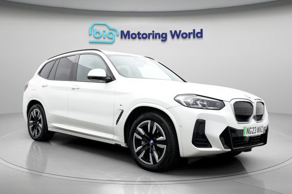 BMW iX3