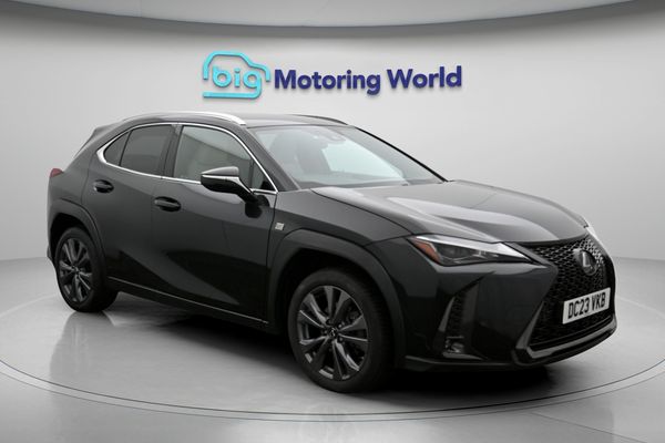 Lexus UX