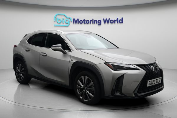 Lexus UX
