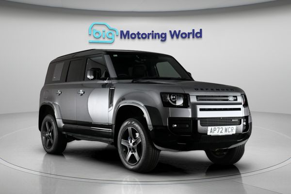 Land Rover Defender 110