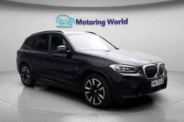 BMW iX3