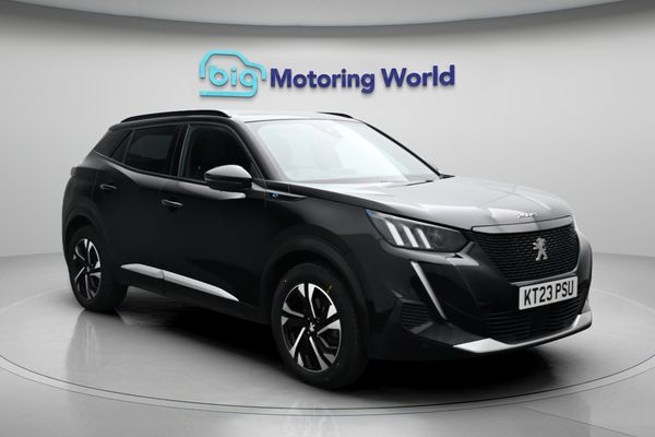 Peugeot E-2008