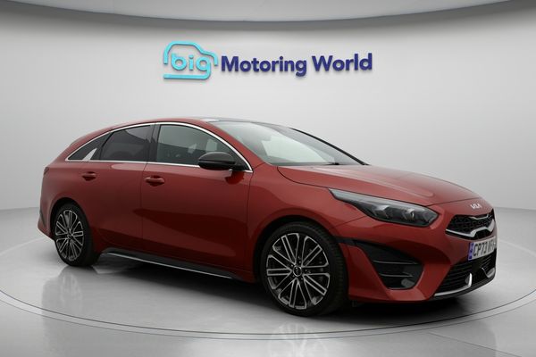 Kia ProCeed