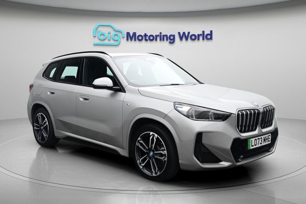 BMW iX1