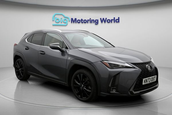 Lexus UX