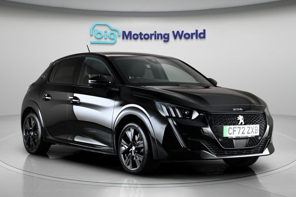 Peugeot E-208