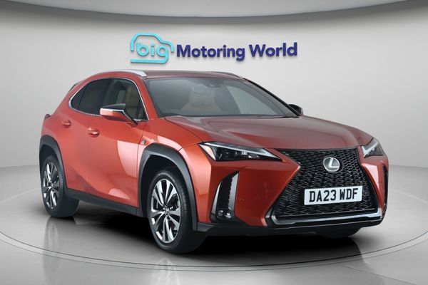Lexus UX