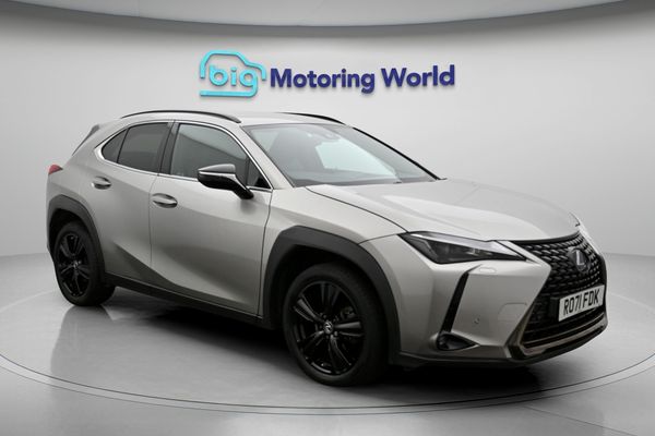 Lexus UX