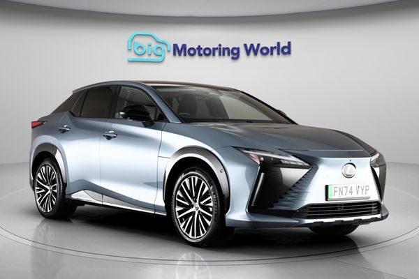 Lexus RZ