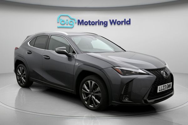 Lexus UX