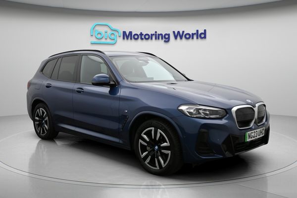 BMW iX3