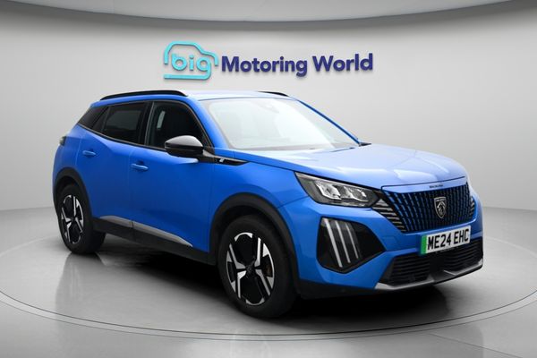 Peugeot E-2008