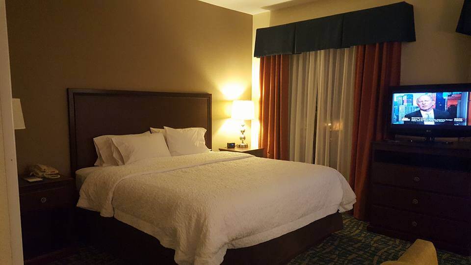 Queen Room at Hampton Inn and Suites Amarillo West