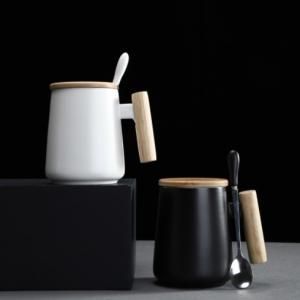 Ceramic Mug with Wooden Handle Lid & Spoon Household Products Drinkwares New Products HDC1073-01