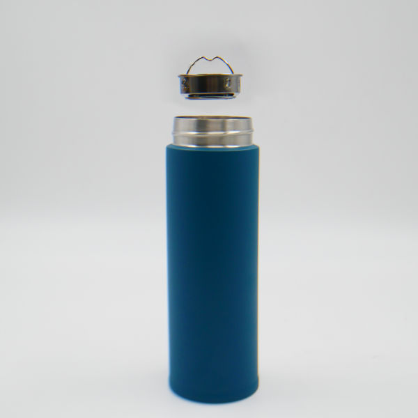 Biutsiun Green Vacuum Flask Set -A Water Bottle with 3 Cups Gift