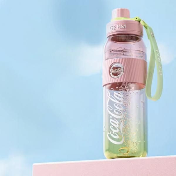 Coca Cola Collection Athletic Tritan Water Bottle - Gradient series  Household Products Drinkwares New Arrivals Bottles HDB1136-03.jpg